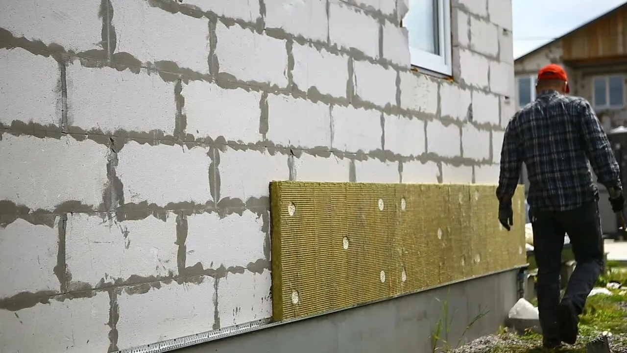 Утепление внешних и внутренних стен дома из газобетона