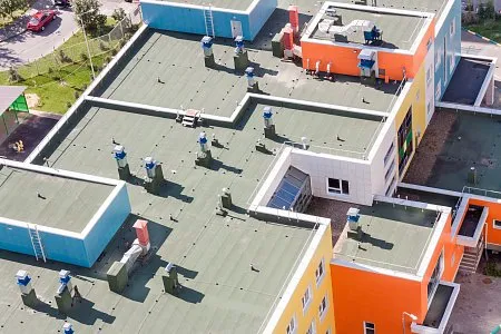 Защита нижнего слоя от пешеходной нагрузки во время монтажа